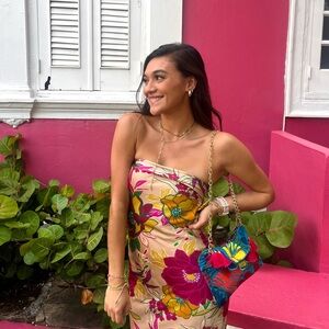 Meet your Posher, Valeria 🌷